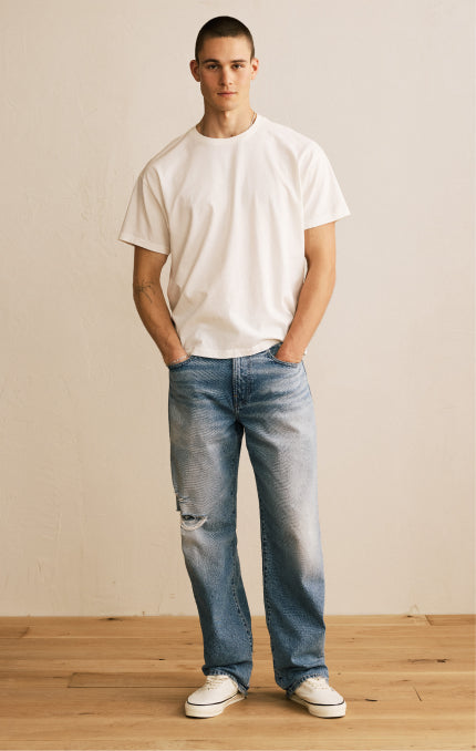 寬鬆牛仔褲
