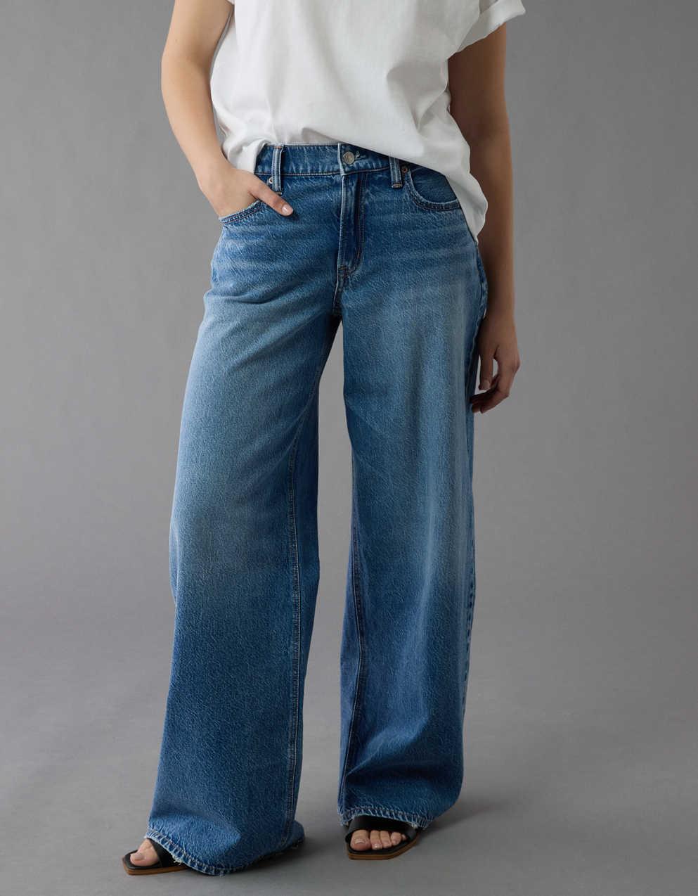 AE Dreamy Drape Strigid Low-Rise Ultra Wide-Leg Jean