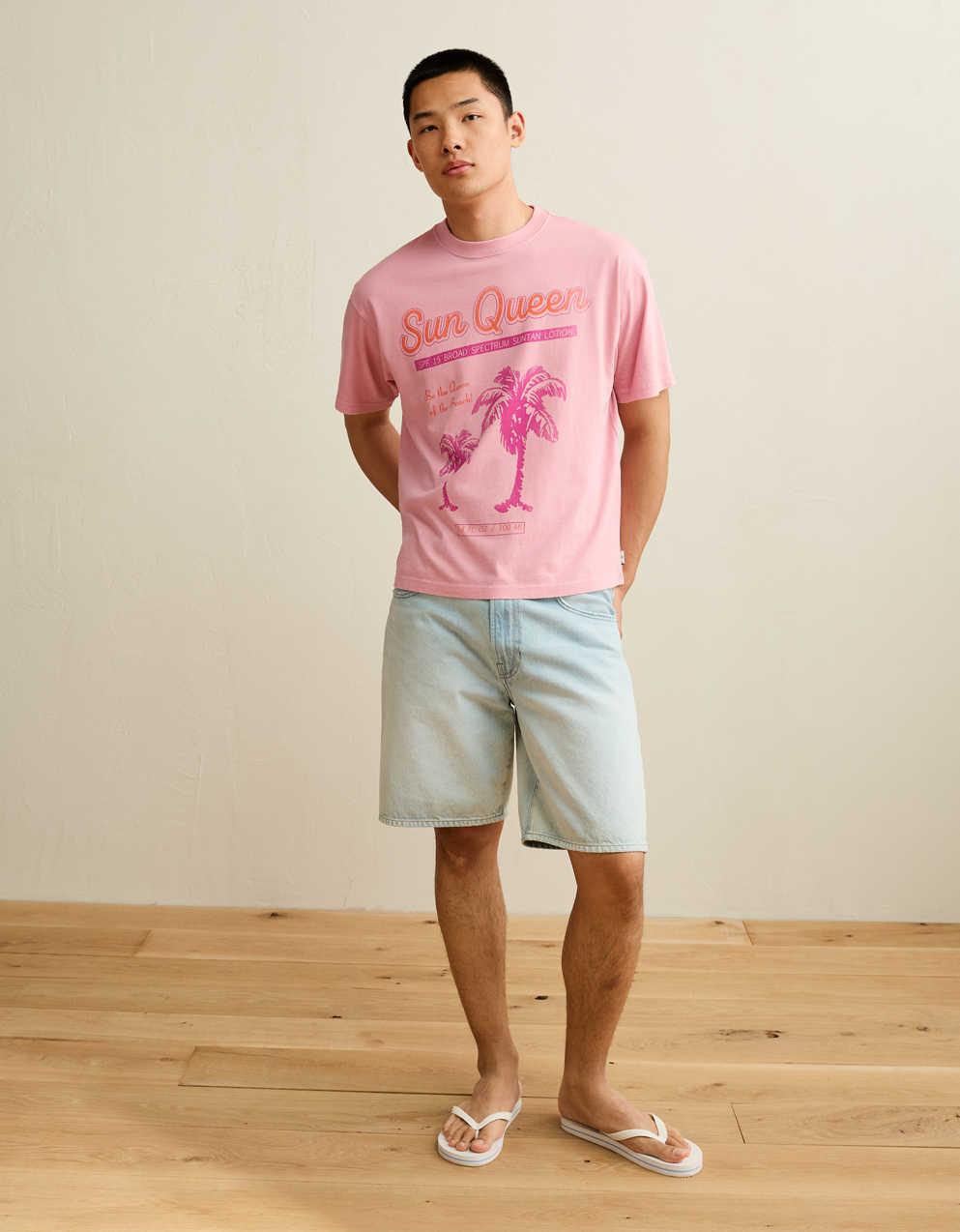 AE Boxy Fit Pride Graphic T-Shirt