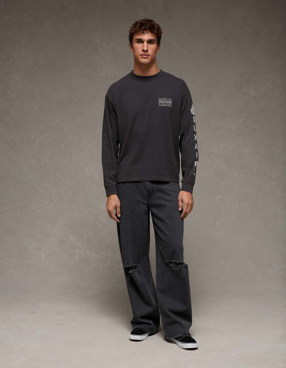 AE Boxy Long Sleeve Graphic T-Shirt