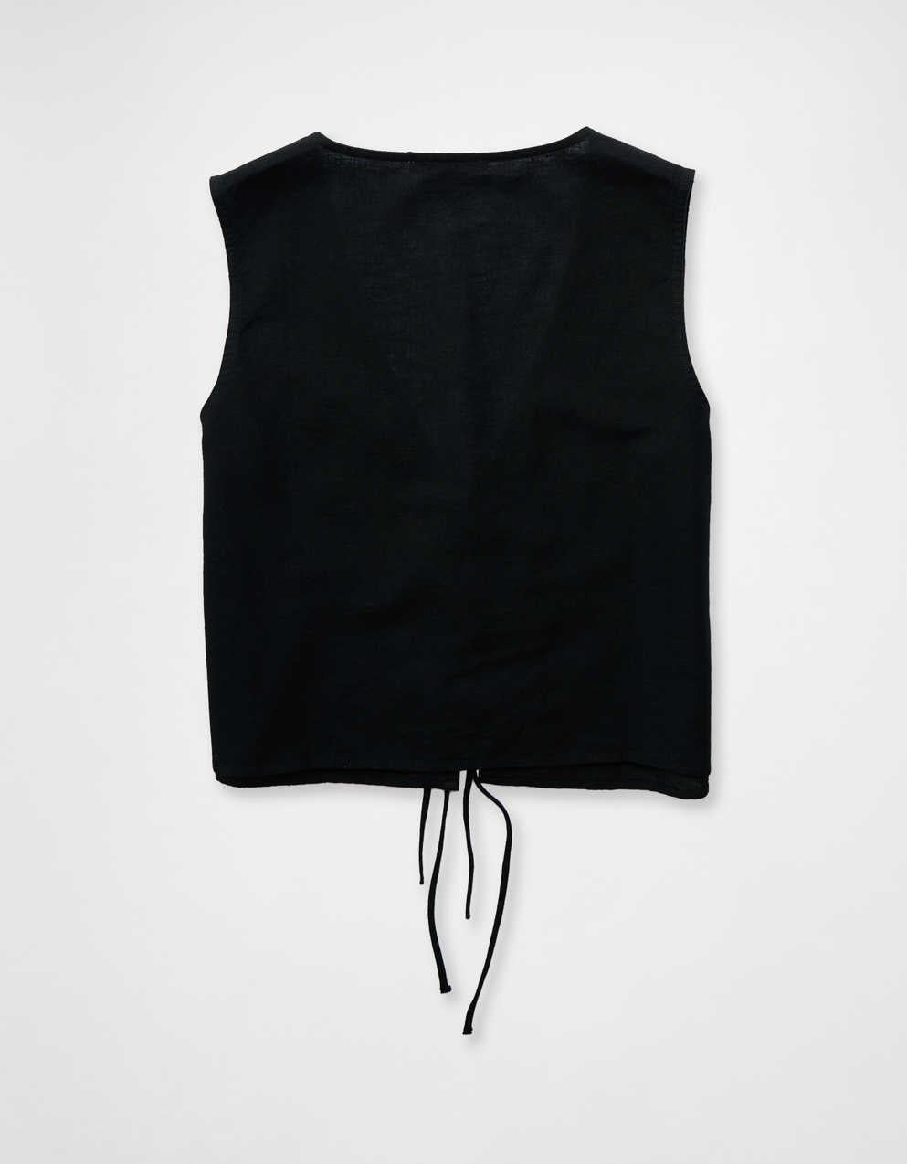 AE Tie Front Quilted Vest